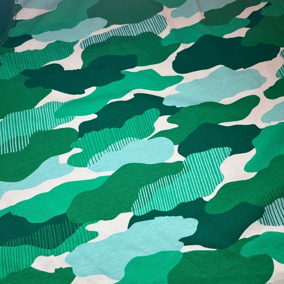 Hanna Andersson Boys Size 8 Green Camouflage print Tank Top - Picture 3 of 7